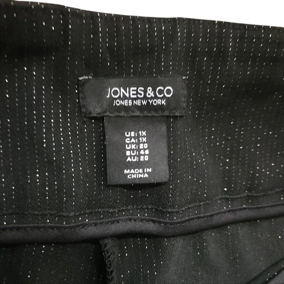 Black Cropped Women's Pants - Picture 4 of 4